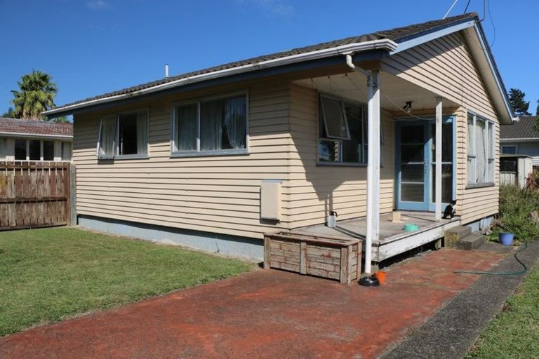 Photo of property in 8 Huia Street, Waiuku, 2123