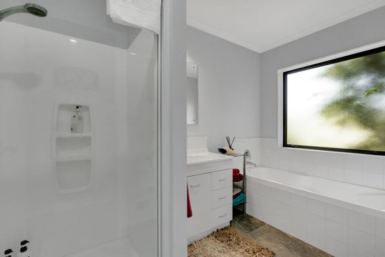 Photo of property in 50 Penrod Drive, Bell Block, New Plymouth, 4312