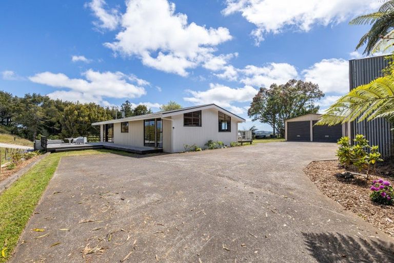 Photo of property in 821 Tariki Road, Ratapiko, Inglewood, 4390