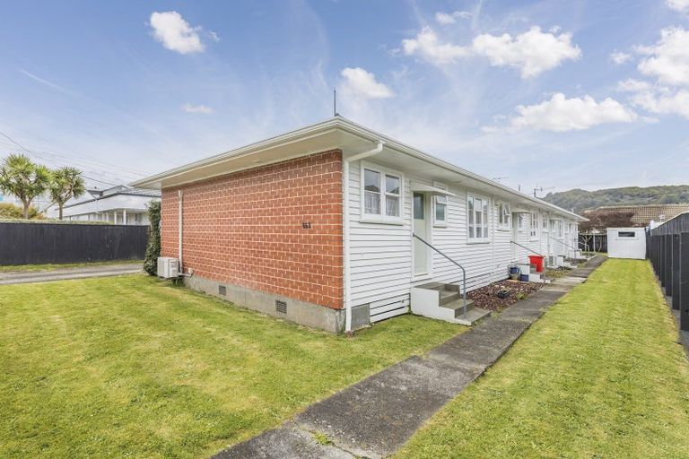 Photo of property in Heretaunga Flats, 4/652 Fergusson Drive, Trentham, Upper Hutt, 5018