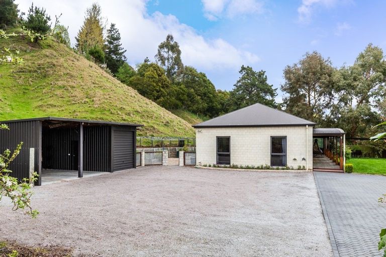 Photo of property in 879 Tukairangi Road, Acacia Bay, Taupo, 3385