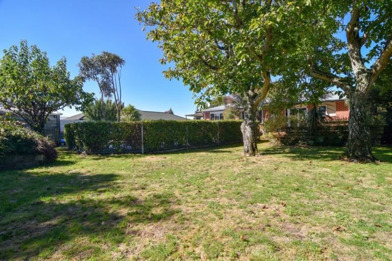 Photo of property in 23 Armstrong Avenue, Carterton, 5713