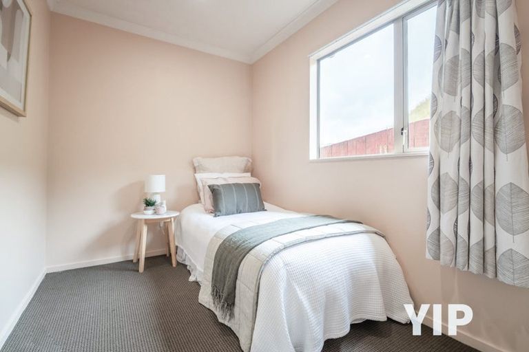 Photo of property in 50 Erlestoke Crescent, Churton Park, Wellington, 6037