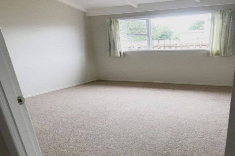 Photo of property in 46 Rimu Street, New Lynn, Auckland, 0600