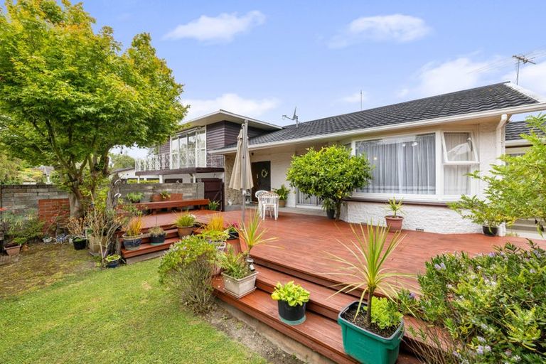 Photo of property in 57 Kent Lodge Avenue, Avonhead, Christchurch, 8042