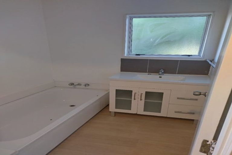 Photo of property in 7a Lupton Road, Manurewa, Auckland, 2102