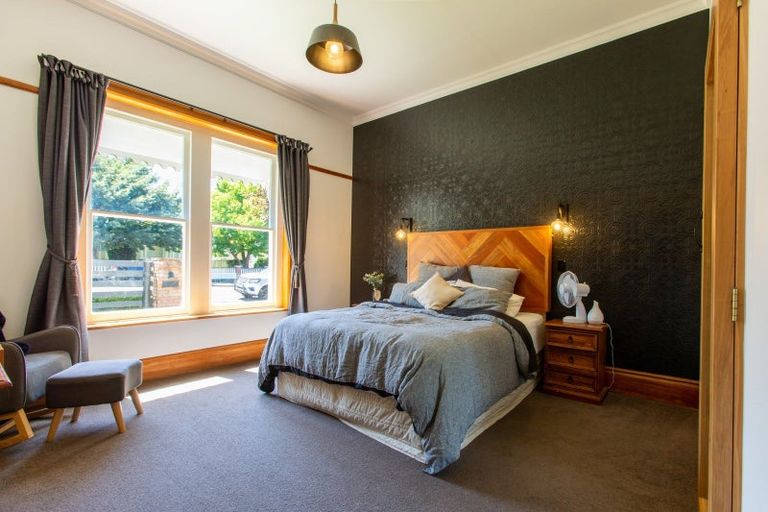 Photo of property in 11 Albert Street, Dannevirke, 4930