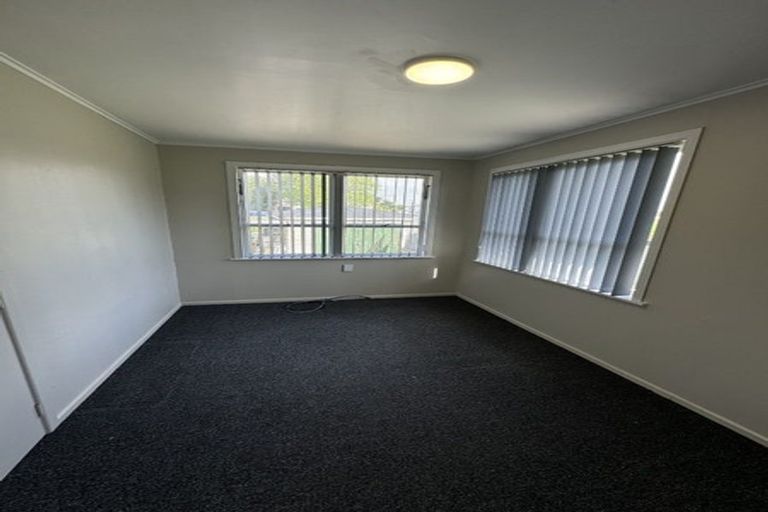 Photo of property in 1 Kohiwi Road, Manurewa, Auckland, 2102
