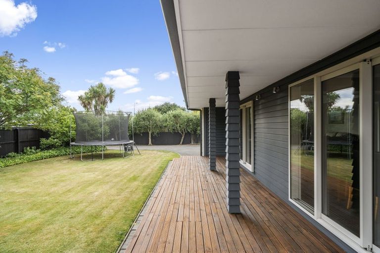 Photo of property in 102b Highsted Road, Bishopdale, Christchurch, 8053