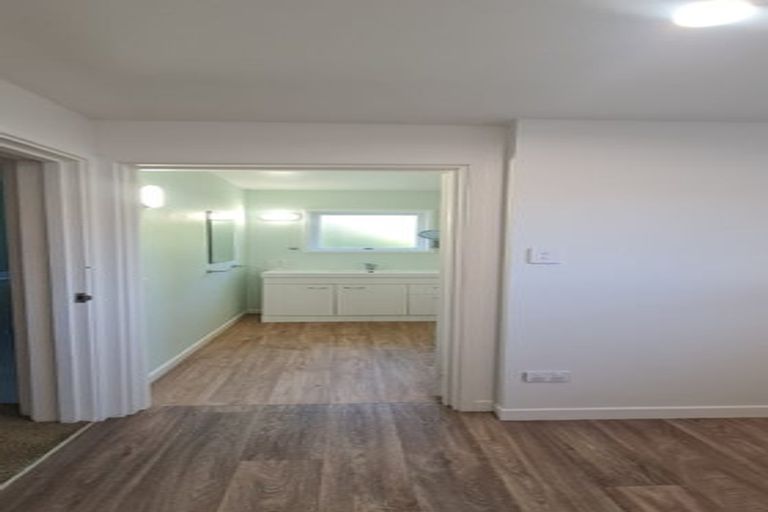 Photo of property in 11 Shortland Place, Havelock North, 4130