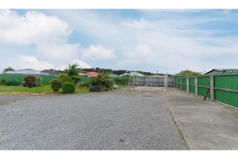 Photo of property in 17 Quebec Place, Wainoni, Christchurch, 8061