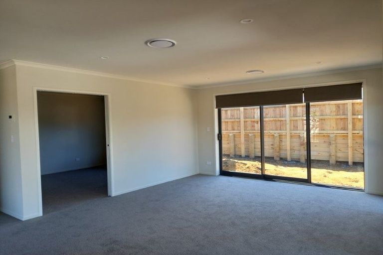 Photo of property in 19 Atutahi Street, Hurdon, New Plymouth, 4310