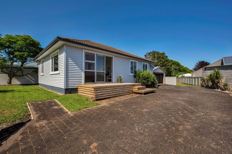 Photo of property in 410 Carrington Street, Upper Vogeltown, New Plymouth, 4310
