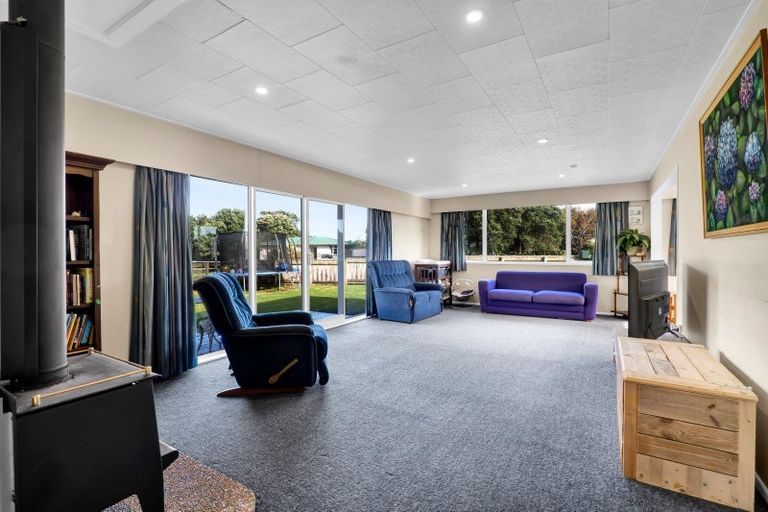 Photo of property in 13 Wilson Road, Opunake, 4616