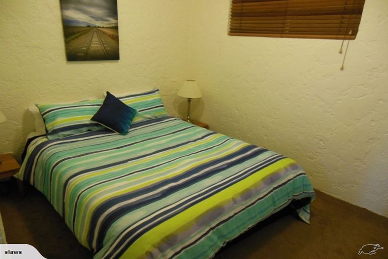 Photo of property in 2e Weranui Road, Waiwera, Orewa, 0994