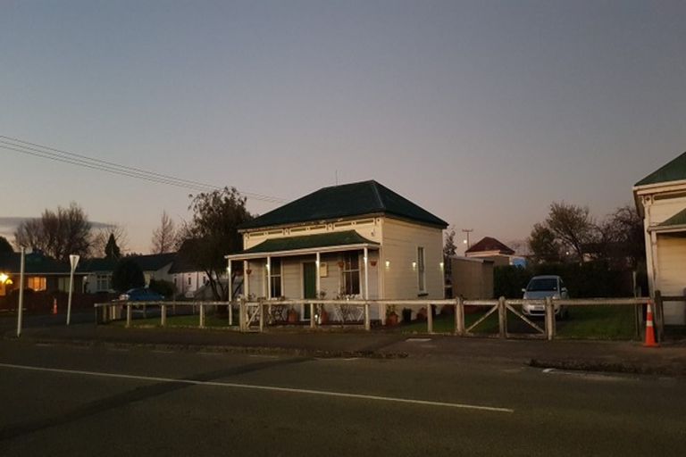 Photo of property in 11 Allardice Street, Dannevirke, 4930
