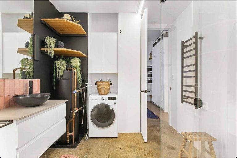 Photo of property in 22 Emily Place, Bellevue, Tauranga, 3110