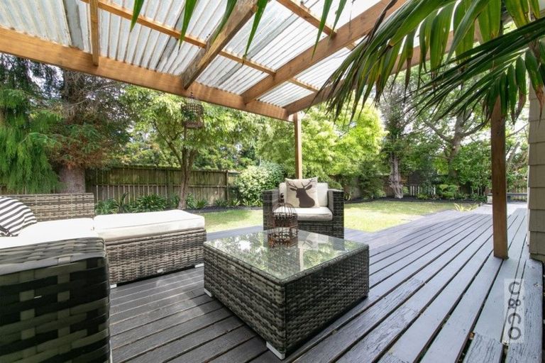 Photo of property in 2 Princes Street, Riverhead, 0820