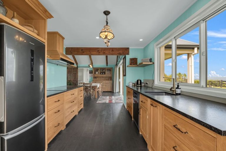 Photo of property in 114 Kaitemako Road South, Ohauiti, Tauranga, 3173