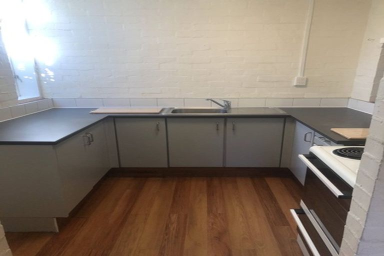 Photo of property in 141a Churton Drive, Churton Park, Wellington, 6037