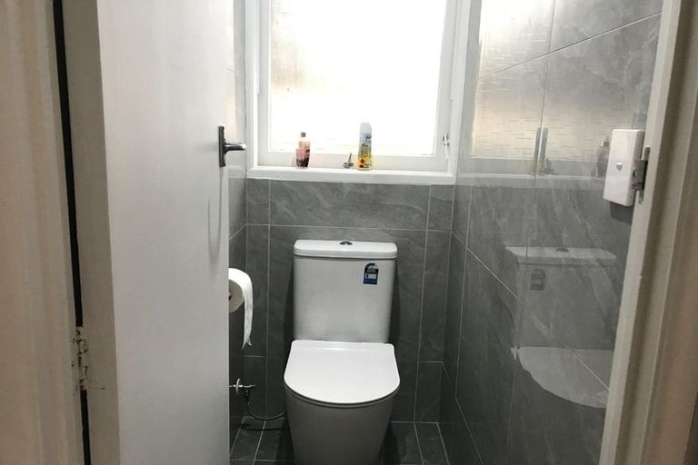 Photo of property in 66 Sunlands Drive, Manurewa, Auckland, 2102