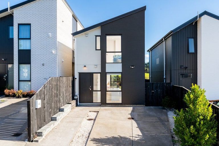 Photo of property in 63 Biokovo Street, Massey, Auckland, 0614
