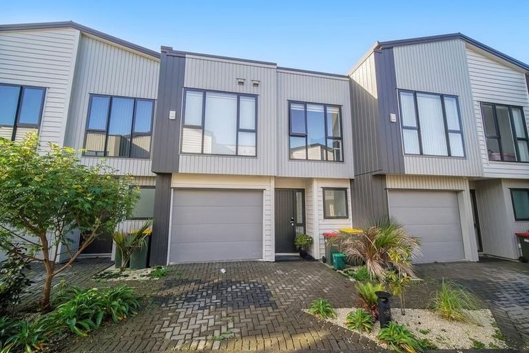 Photo of property in 9/1 Armein Road, Panmure, Auckland, 1072