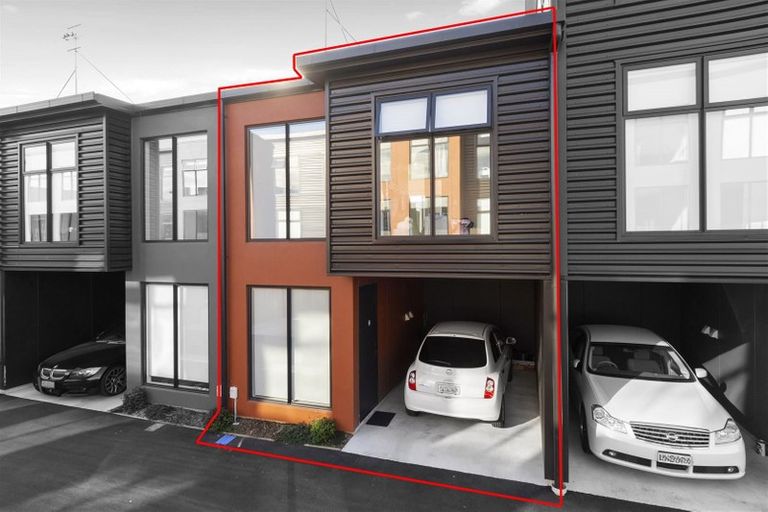 Photo of property in 32/17 Owens Place, Mount Maunganui, 3116