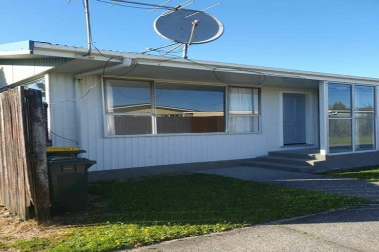 Photo of property in 2 Howitt Place, Hokitika, 7810