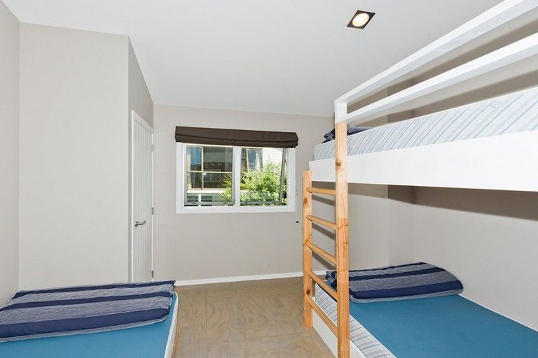 Photo of property in 52 Wellington Street, Enfield, Oamaru, 9491