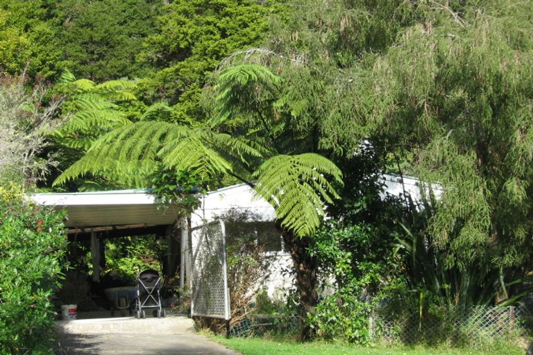 Photo of property in 126 Manuka Street, Stokes Valley, Lower Hutt, 5019