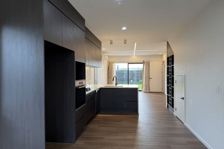 Photo of property in 5 Pilot Drive, Hobsonville, Auckland, 0616