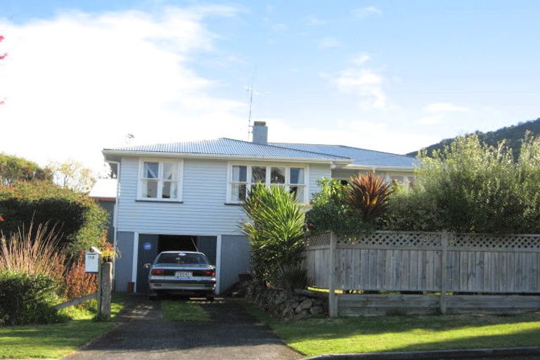 Photo of property in 16a Tuatara Drive, Te Kamo, Whangarei, 0112