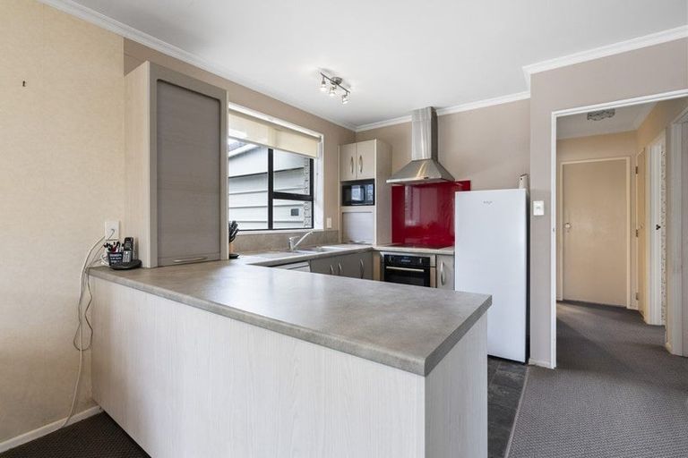 Photo of property in 5b Clemow Road, Fitzroy, New Plymouth, 4312