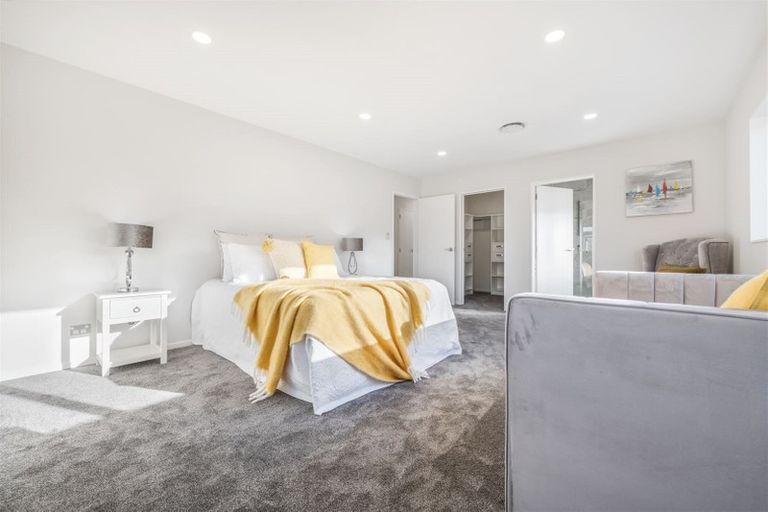 Photo of property in 12 Haku Road, Flat Bush, Auckland, 2019