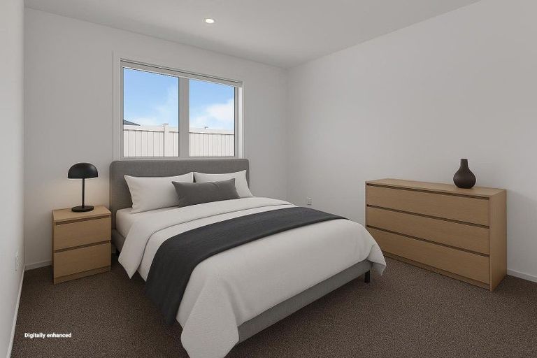 Photo of property in 111 Kaurinui Crescent, One Tree Point, 0118