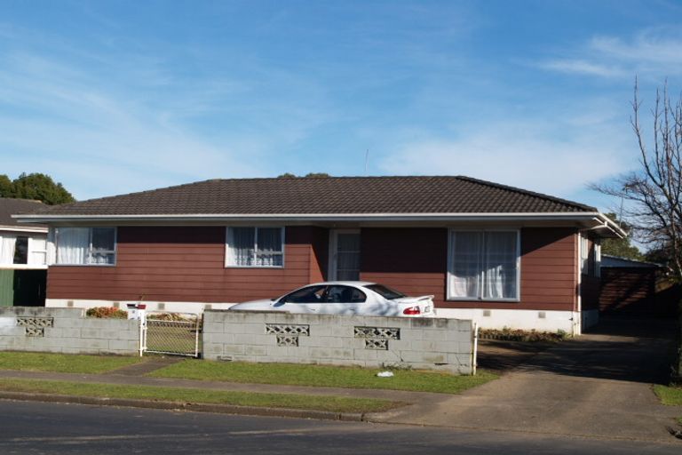 Photo of property in 12 Garus Avenue, Mangere East, Auckland, 2024
