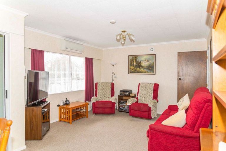 Photo of property in 11a Mccallum Street, Dannevirke, 4930