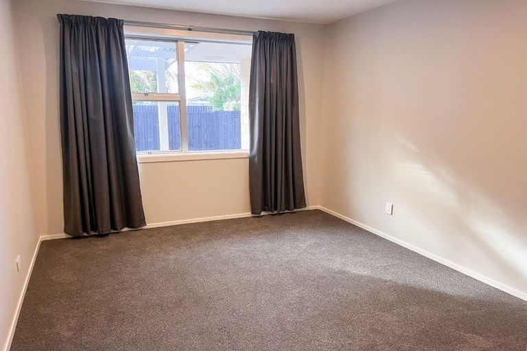 Photo of property in 2/7 Hilldale Place, Hillsborough, Christchurch, 8022