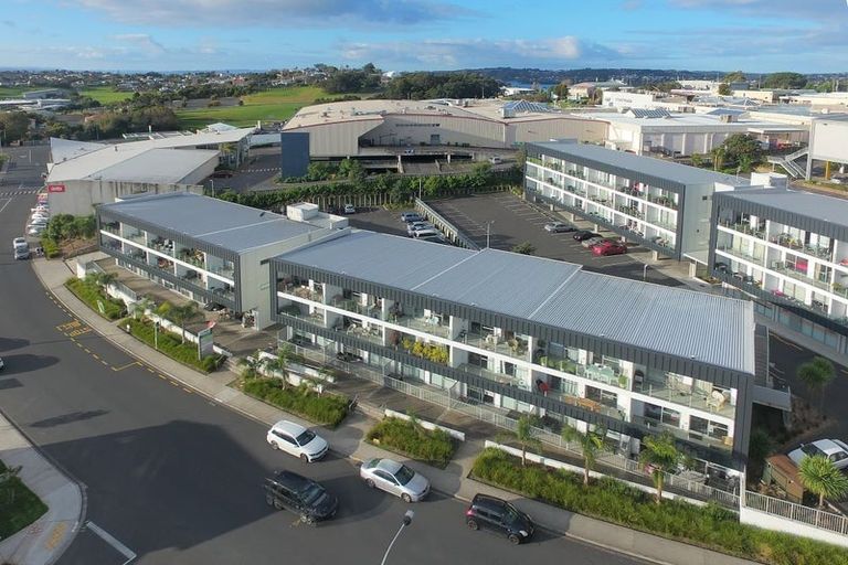 Photo of property in 210/17 Link Crescent, Stanmore Bay, Whangaparaoa, 0932