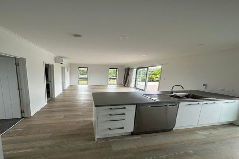 Photo of property in 3 Riverhead Point Drive, Riverhead, 0820