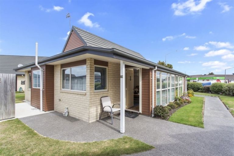 Photo of property in Rivertown Villas, 150 Williams Street, Kaiapoi, 7630