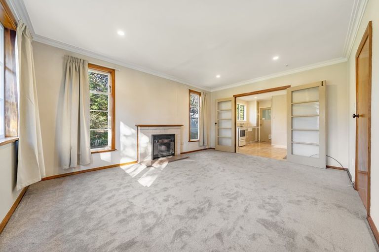 Photo of property in 24 Gloucester Street, Silverstream, Upper Hutt, 5019