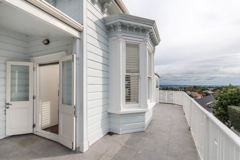 Photo of property in 45 Esplanade Road, Mount Eden, Auckland, 1024