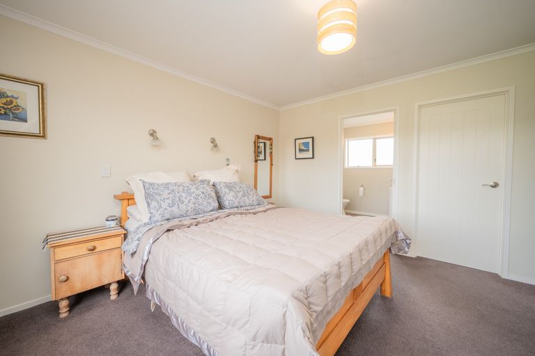 Photo of property in 12 Juniper Close, Alexandra, 9320