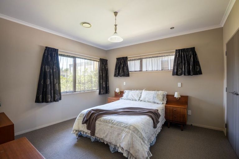 Photo of property in 59 Lismore Street, Merrilands, New Plymouth, 4312