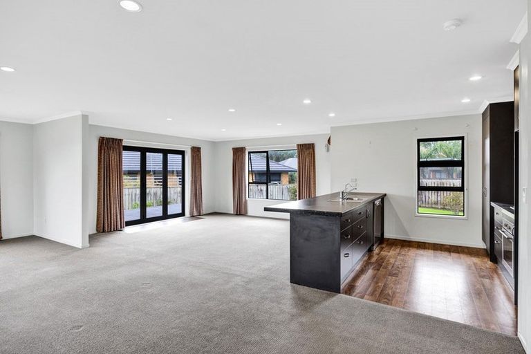 Photo of property in 16b Marlin Terrace, Bell Block, New Plymouth, 4312