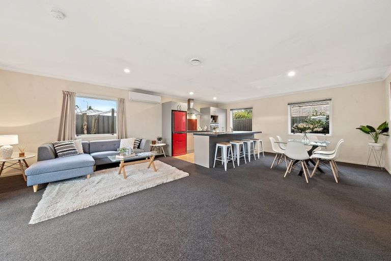 Photo of property in 21 Dampier Street, Woolston, Christchurch, 8023