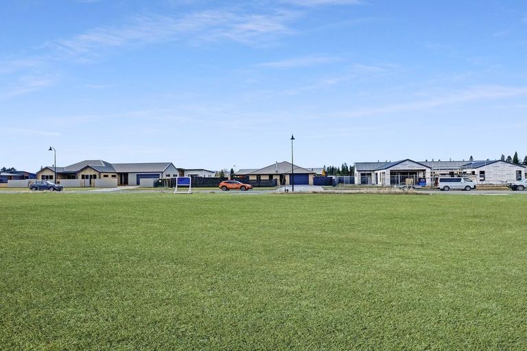 Photo of property in 34 Grandvue Drive, Twizel, 7901