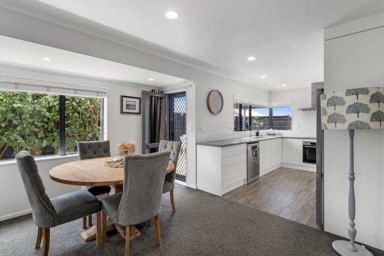 Photo of property in 46 Seaview Road, Otumoetai, Tauranga, 3110